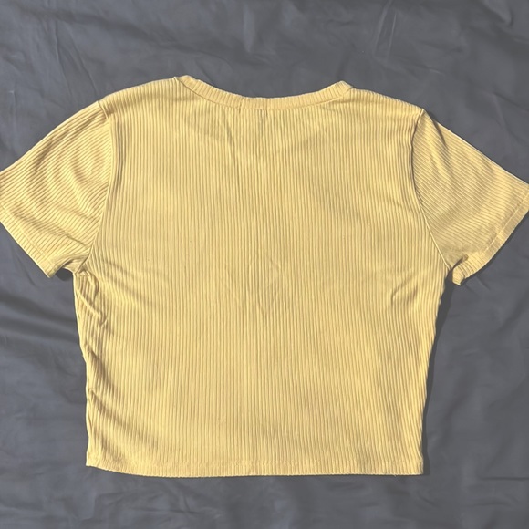 Garage Yellow Stormi Tee - Picture 4 of 4
